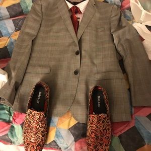 Meet your Posher, Leslie